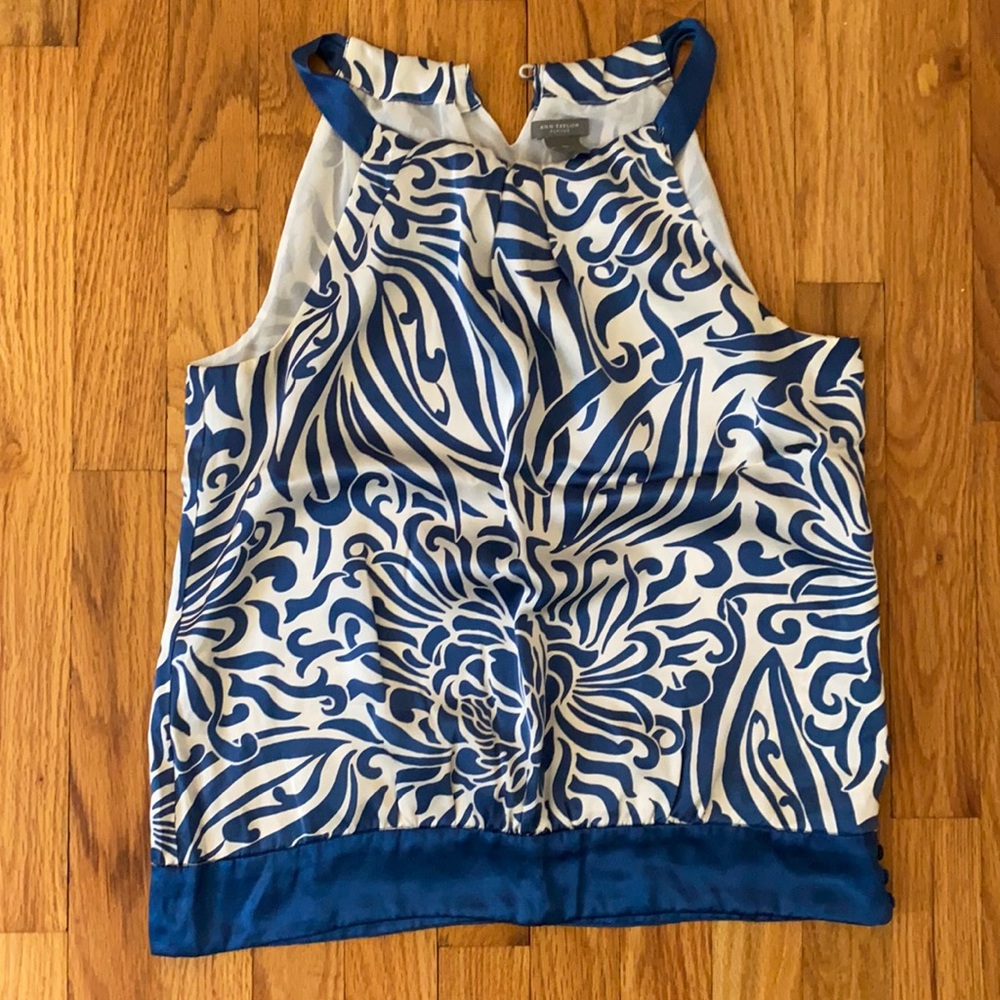 Gorgeous blue and white silky top